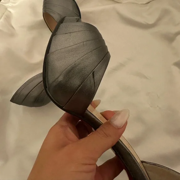 Christian Louboutin Heels! - Picture 7 of 7